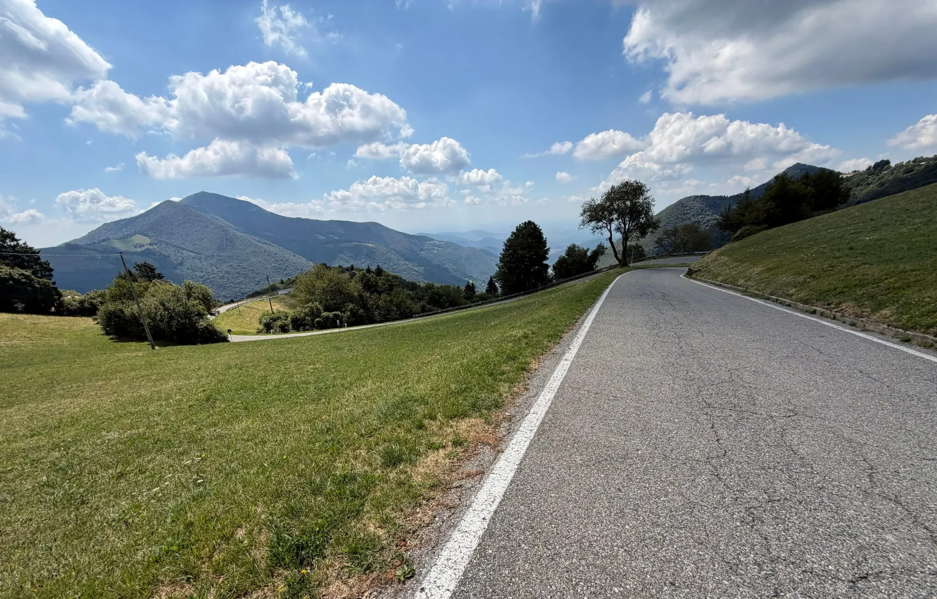 Bergstraße als Sinnbild für den Weg zum Erfolg